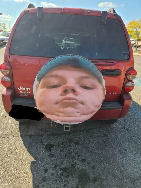 face image double chin tire cover funny picture