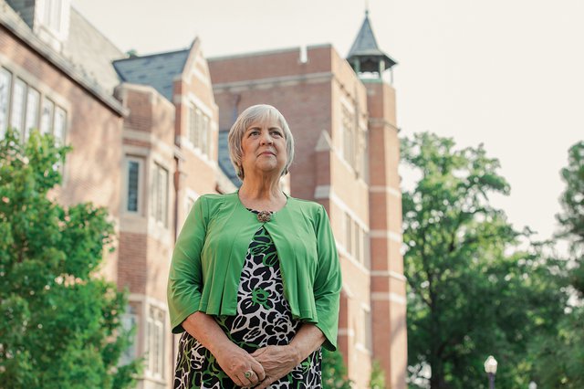 CollegeGuide_HumanitiesDecline_JennyCavenaugh_MonicaEscamilla_rp0923.jpg
