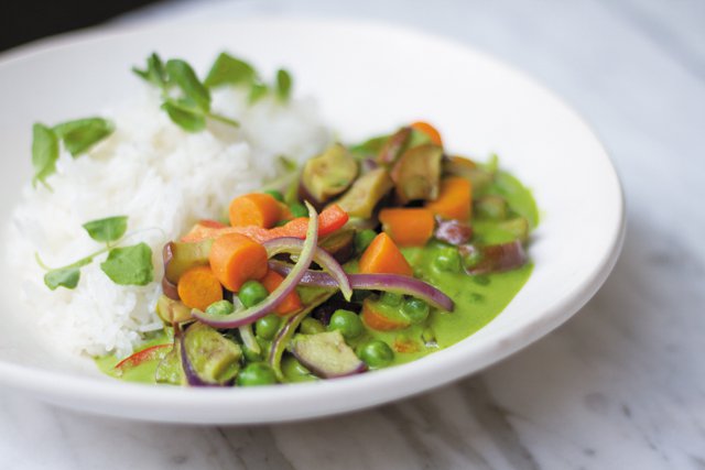 David-Dunlap_Maple-&-Pine_Thai-Green-Curry1_JV_dp0417.jpg