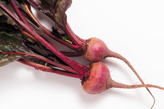 Dining_Shorts_Ingredient_Beets_LAUREN_BALDWIN_rp0119b.jpg