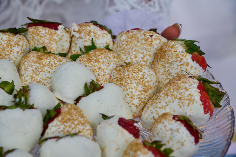 dipped strawberries.jpg