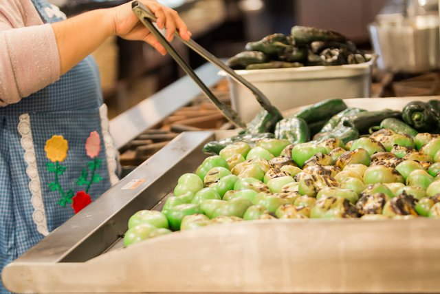 Eat&Drink_Ingredient_Tomatillos_WebExtra_Abuelitas_KRISTINE_ELMENDORF_PRINGLE_COURTESY_ABUELITAS_rp0820.jpg