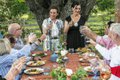 Feature_Entertaining_FullTable_QUARTERMANPHOTOGRAPHY_hp0722_teaser.jpg