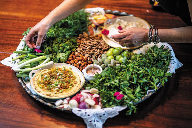 Feature_Entertaining_Platter_QUARTERMANPHOTOGRAPHY_hp0722.jpg