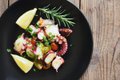 octopus_GettyImages-1301210628.jpg