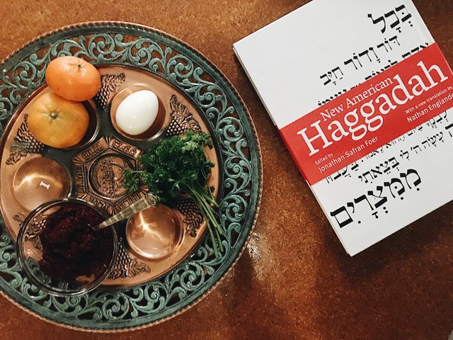 seder-plate_haggadah_stephanie-ganz.jpg