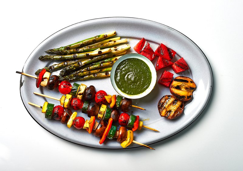 summer_foods_veggies_rp0715.jpg