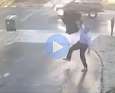 man slips on ice, man slipping on ice, man slips on ice down driveway, man slips down driveway funny, man slips, man slips funny, slipping on ice funny, funny slipping on ice, people falling on ice, videos of people falling, ice fail, ice fails, slipping on ice, dad narrates 6 minutes of kids slipping on ice, funny fall, funny fail, funny fails, funny video, funny videos, funny vid, funny vids, funniest videos 2016, funniest videos 2017, funniest videos 2018, funniest videos 2019, funniest videos 2015, funniest videos 2020